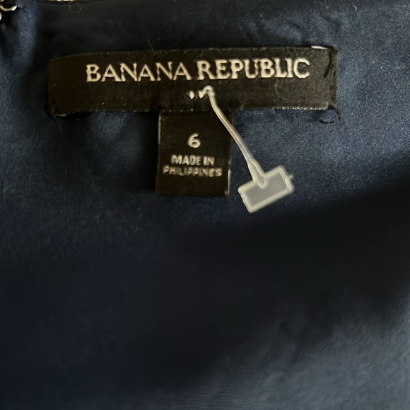 Banana Republic Tweed Dress, Sleeveless V Neck 6 - Picture 7 of 10